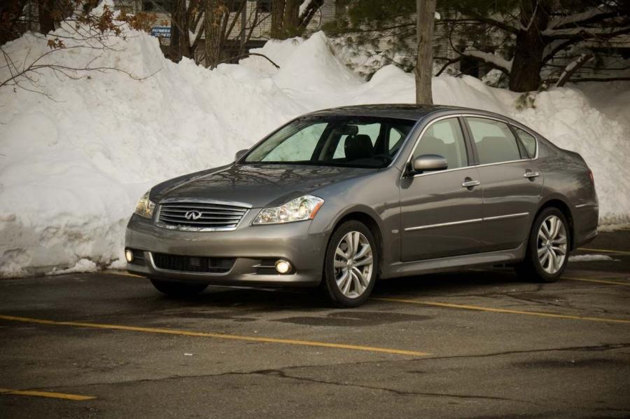  Infiniti M35 2009 года  (фото 37 из 42)